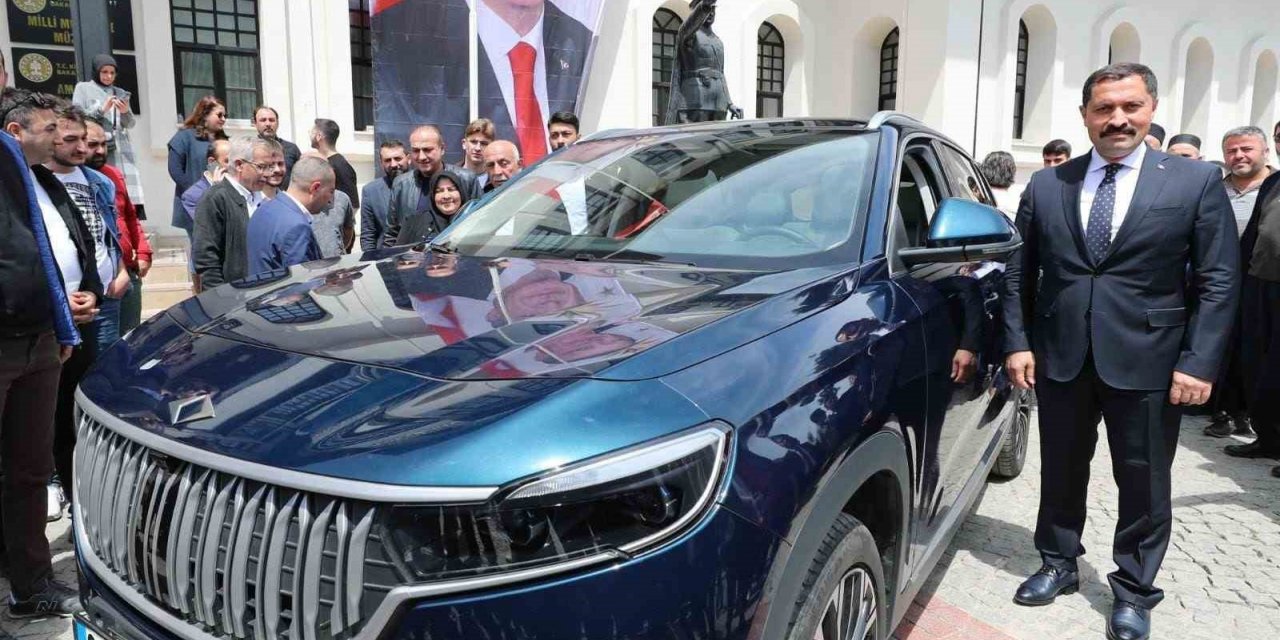 Amasya Valisi Masatlı, TOOG ile şehir turu attı