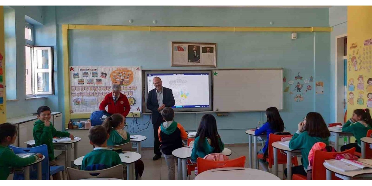 Öğrencilere yönelik Trafik ve İlkyardım Haftası etkinliği düzenlendi