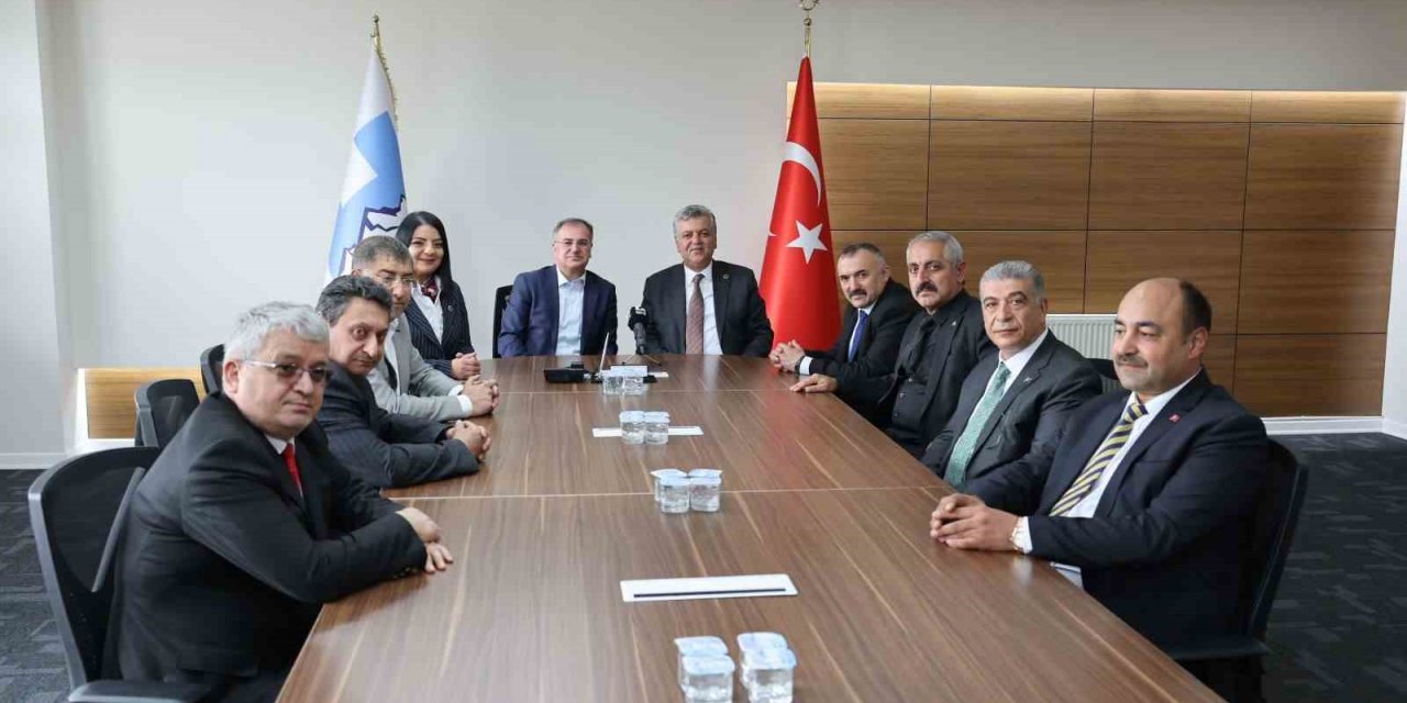 MHP’li adaylardan Başkan Özdoğan’a ziyaret