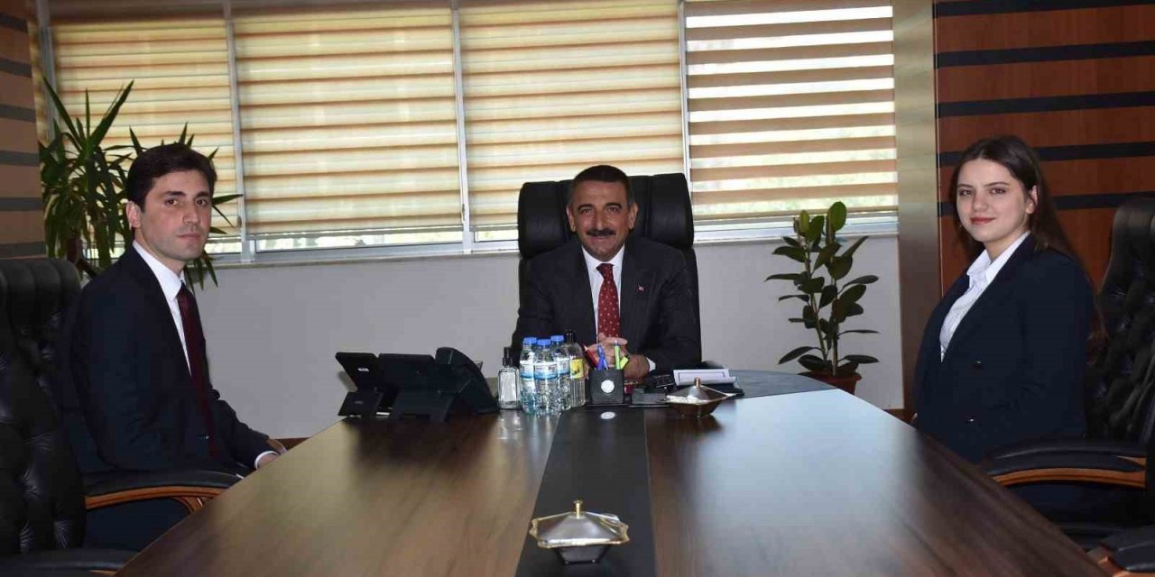 Vali Hacıbektaşoğlu, Siirtli kaymakam adaylarını kabul etti