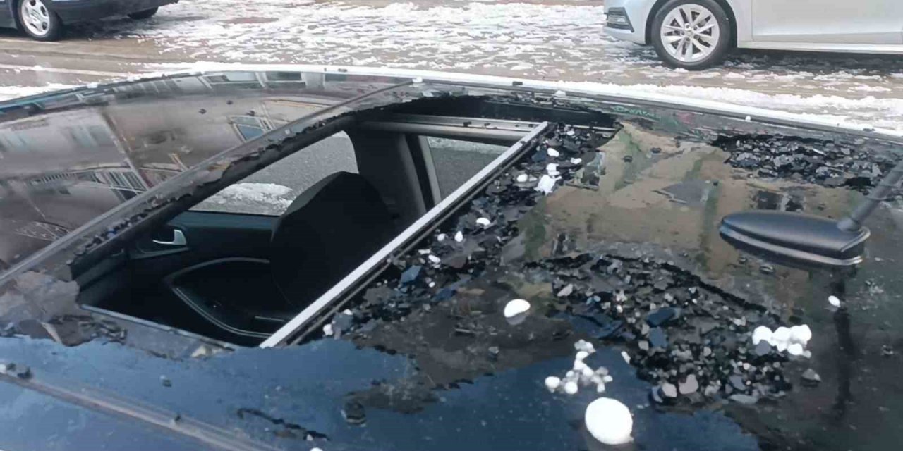 Ceviz büyüklüğündeki dolu milyonluk hasara neden oldu