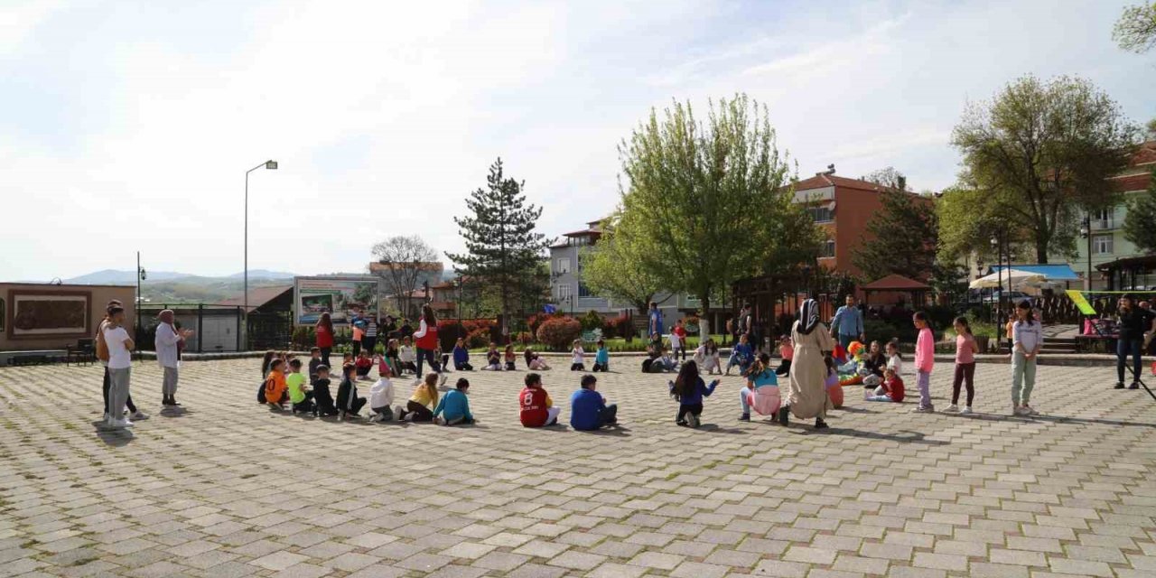 ’Sosyal Medyadan Sosyal Meydana’ etkinliği