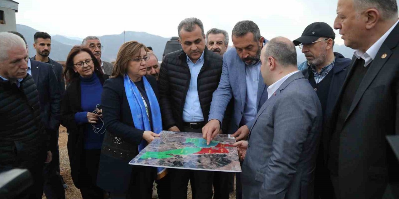 Deprem bölgesi yeni sanayi alanlarına kavuşuyor