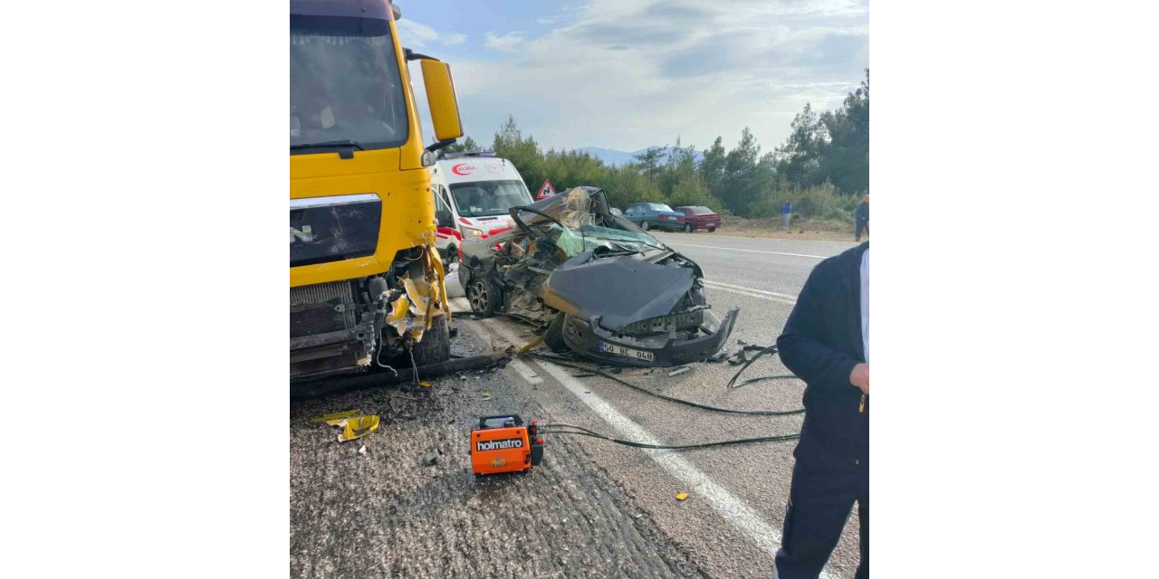 Seydikemer’de feci kaza: 1 ölü, 2 yaralı