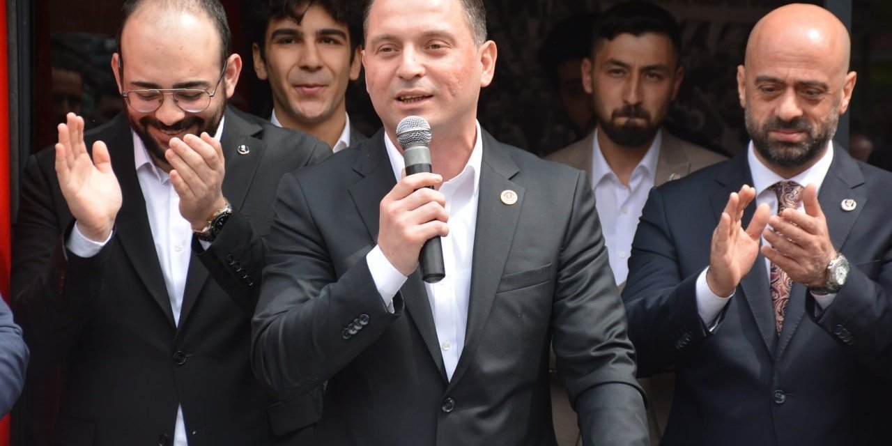 Büyük Birlik Partisi Gebze ilçe Başkanlığı görkemli törenle açıldı
