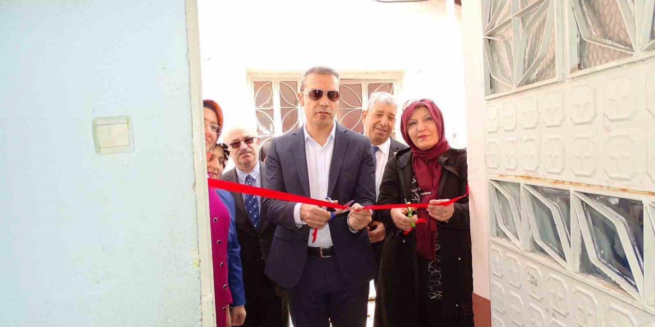 Hisarcık’ta giyim kursu yıl sonu sergisi