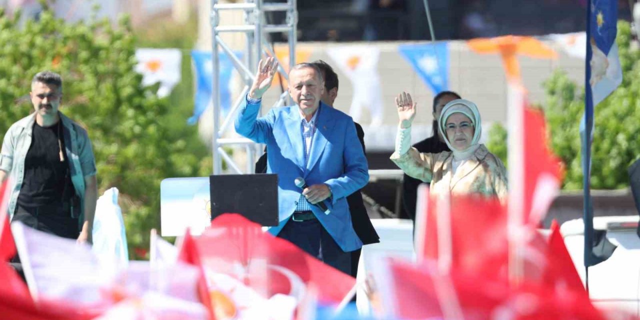 Cumhurbaşkanı Erdoğan’dan büyük mitingde Başkan Büyükkılıç’a teşekkür