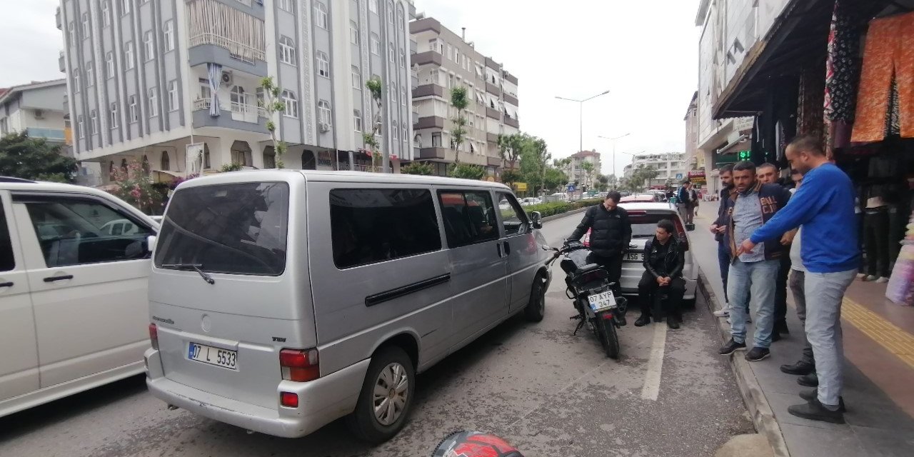 Kaskı sayesinde ölümden döndü