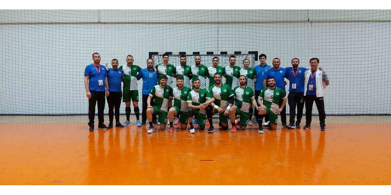 Büyükşehir hentbol normal sezonu galibiyetle kapattı