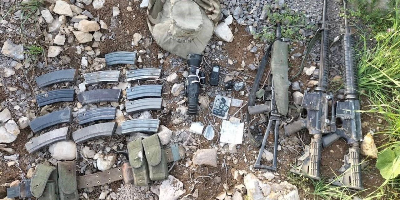 Pençe-Kilit Operasyonu’nda teröristlere ait silah ve mühimmat ele geçirildi