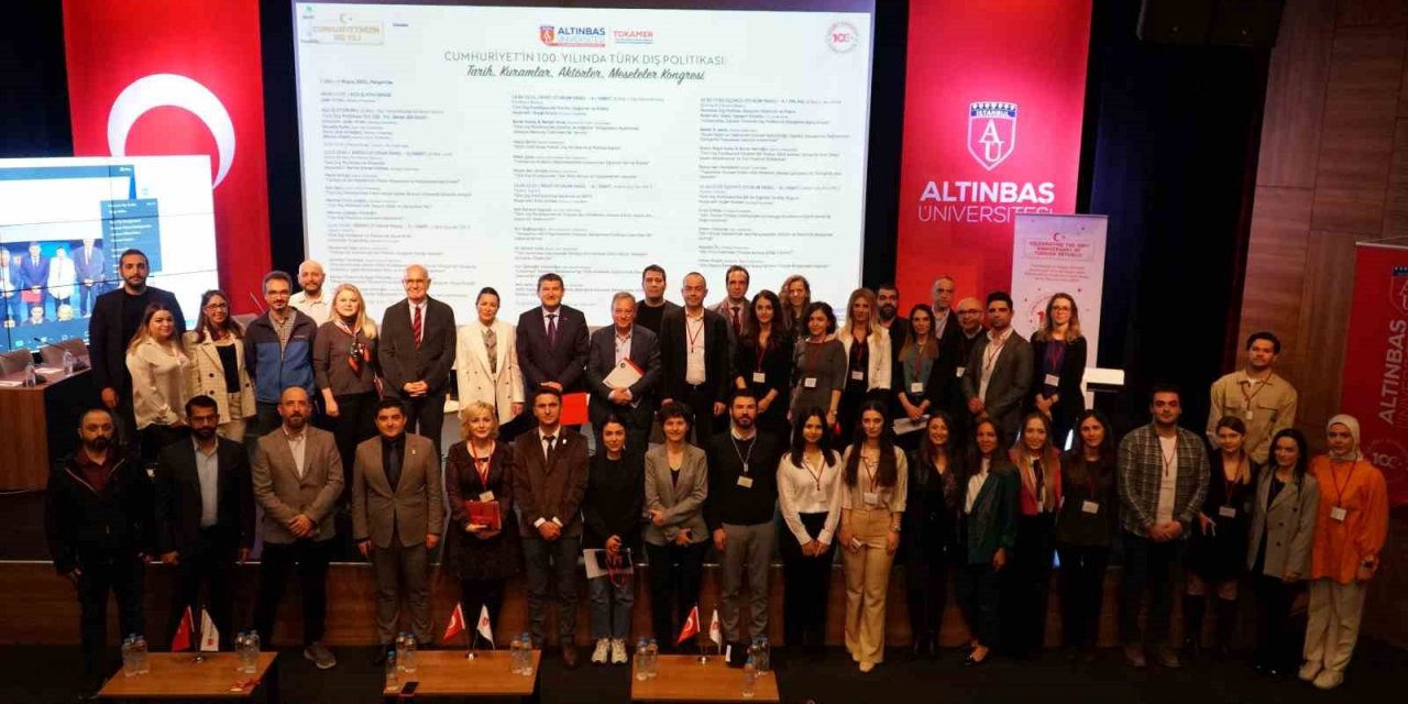 Prof. Dr. Çağrı Erhan: “Lozan, 100 yıllık Cumhuriyetin en önemli dönüm noktasıdır”