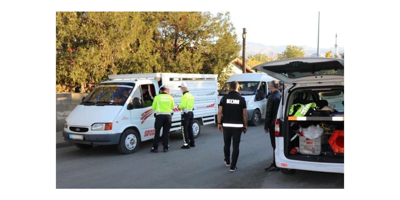 Erzincan’da 29 araç sürücüsüne 65 bin 667 lira ceza yazıldı
