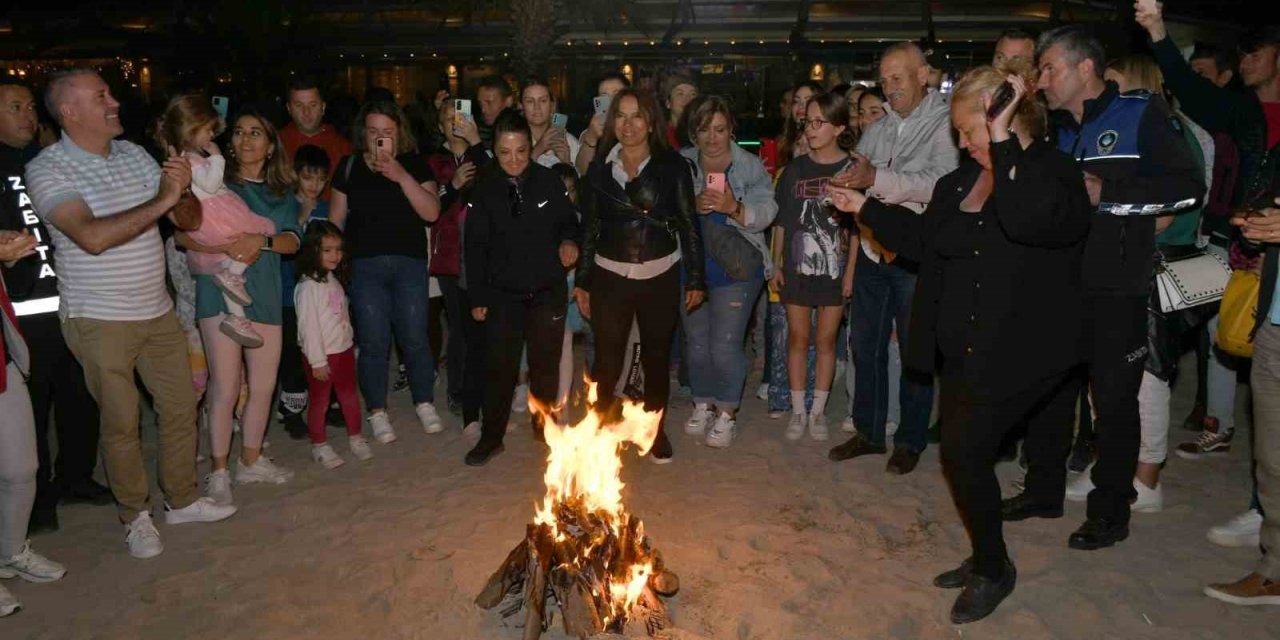 Kuşadası’nda Hıdırellez Şenlik Havası’nda kutlandı