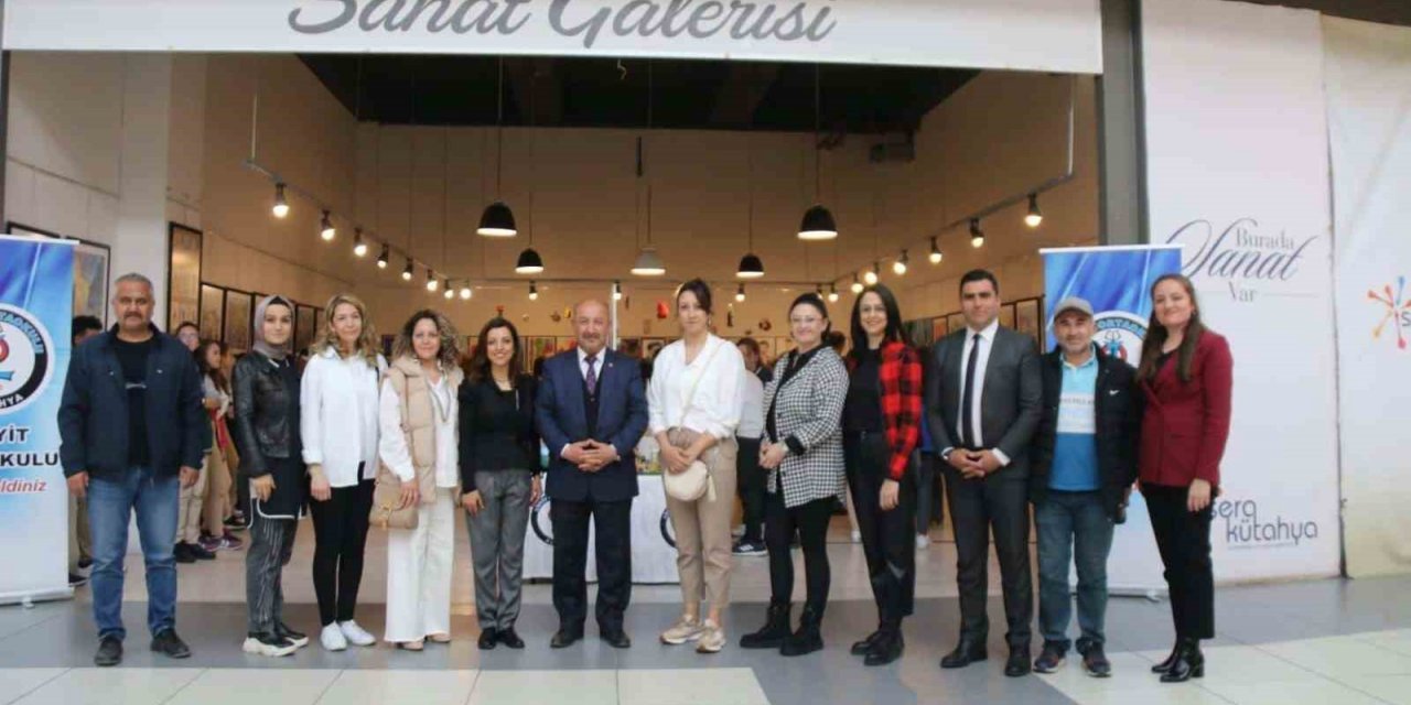 Kütahya’da Görsel Sanatlar ve Teknoloji Tasarım sergisi