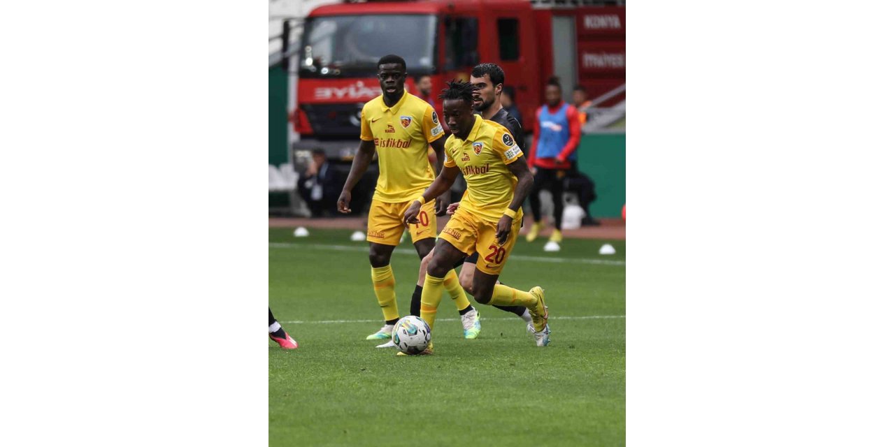 Kayserispor 1 puanla döndü