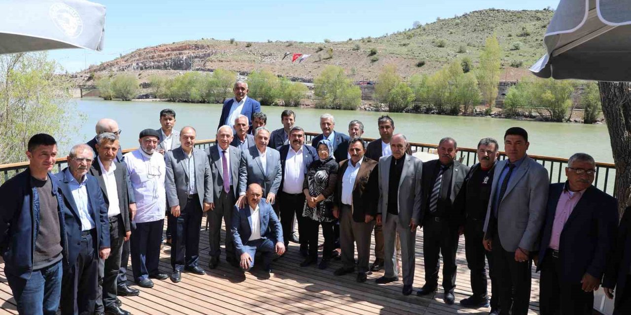 Talas’ın muhtarlarından 100. Yıl Mesire Alanı’na tam not