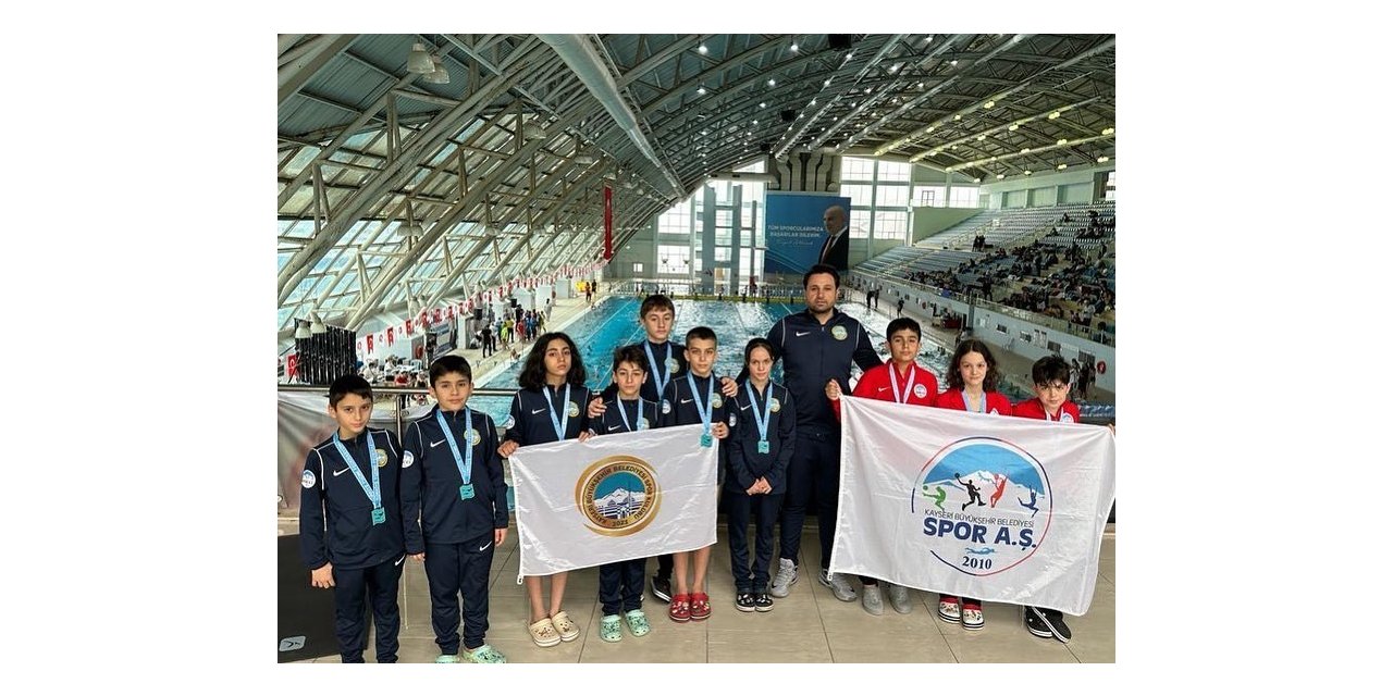 Spor A.Ş sporcuları yüzmede Türkiye Şampiyonası vizesi aldı