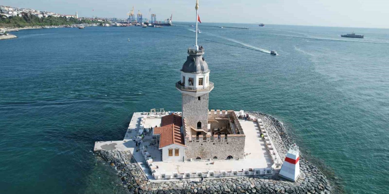 11 Mayıs’ta ziyarete açılacak olan Kız Kulesi dron ile havadan görüntülendi