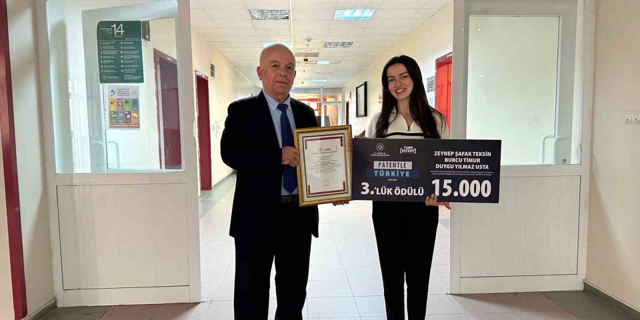 ZBEÜ’nün öğretim elemanına 3.’lük ödülü