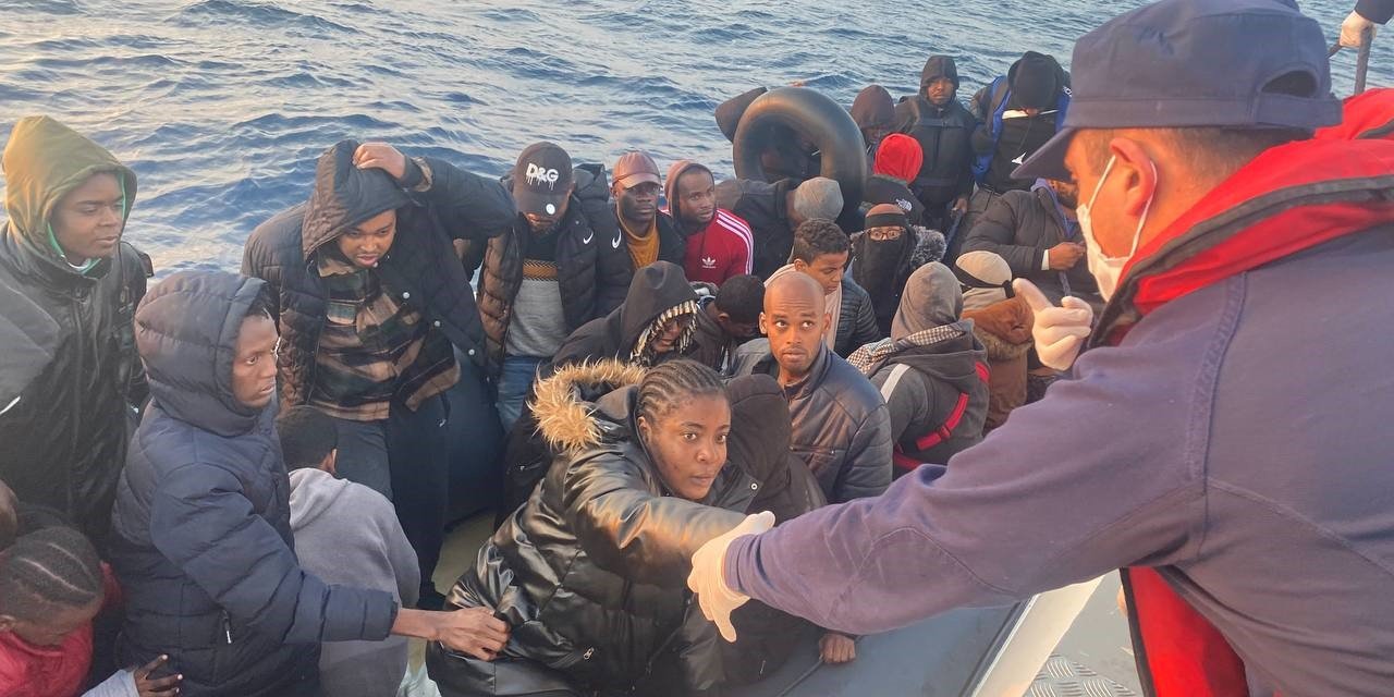 Aydın’da 46 düzensiz göçmen kurtarıldı