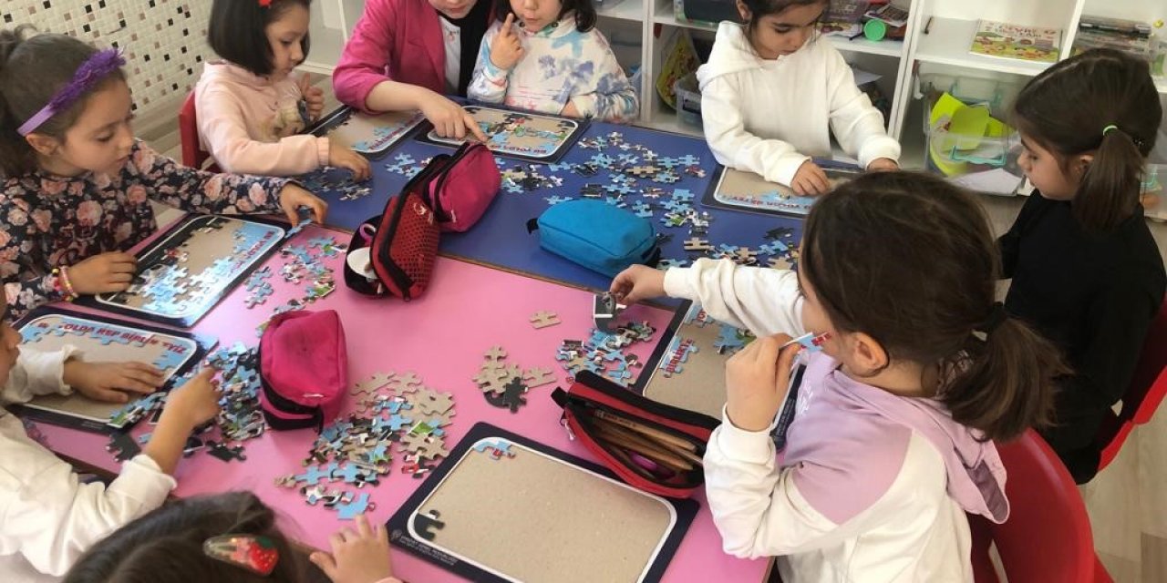 Meslek lisesi öğrencileri hayata dokunuyor