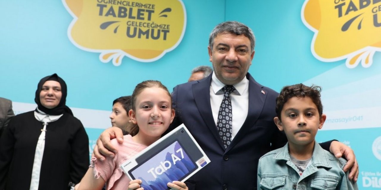 5. sınıf öğrencileri tabletlerine kavuşuyor