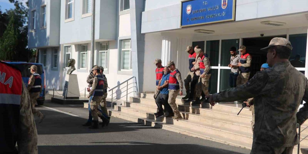 Şanlıurfa’daki seyir halindeki otomobile saldırıda 3 kişi tutuklandı