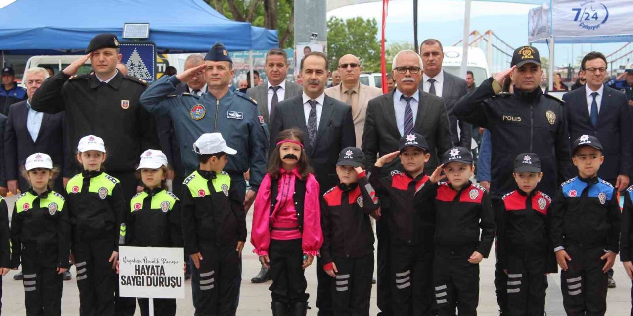 Bandırma’da trafik haftası kutlandı