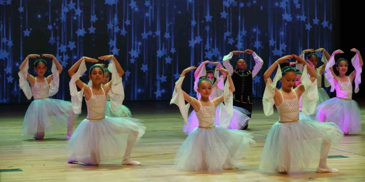 Çocukların bale ve zumba kids gösterisi büyüledi