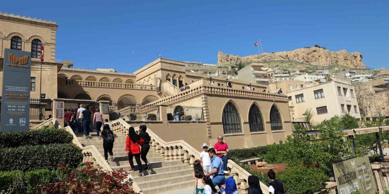 Mardin’de 2023’te hedef 1 milyon turist ağırlamak