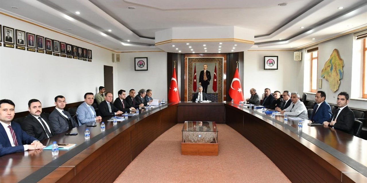 Isparta’da seçim güvenliği toplantısı yapıldı