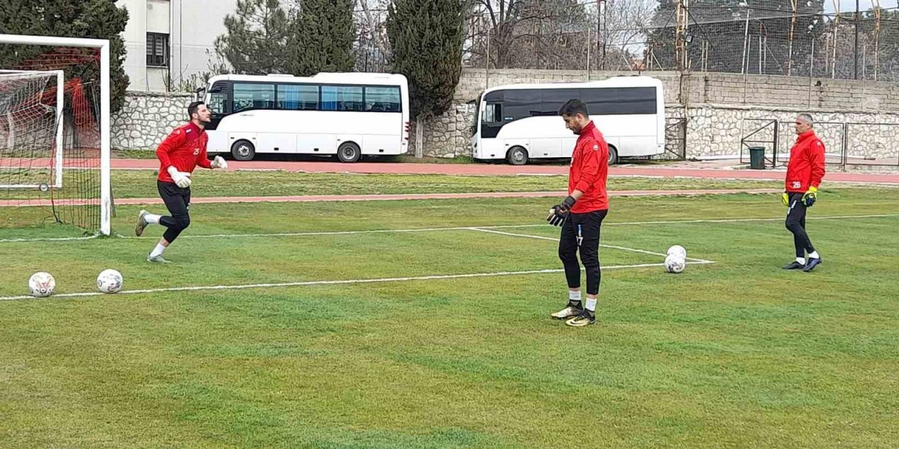 Uşakspor, Vanspor maçı hazırlıklarına başladı