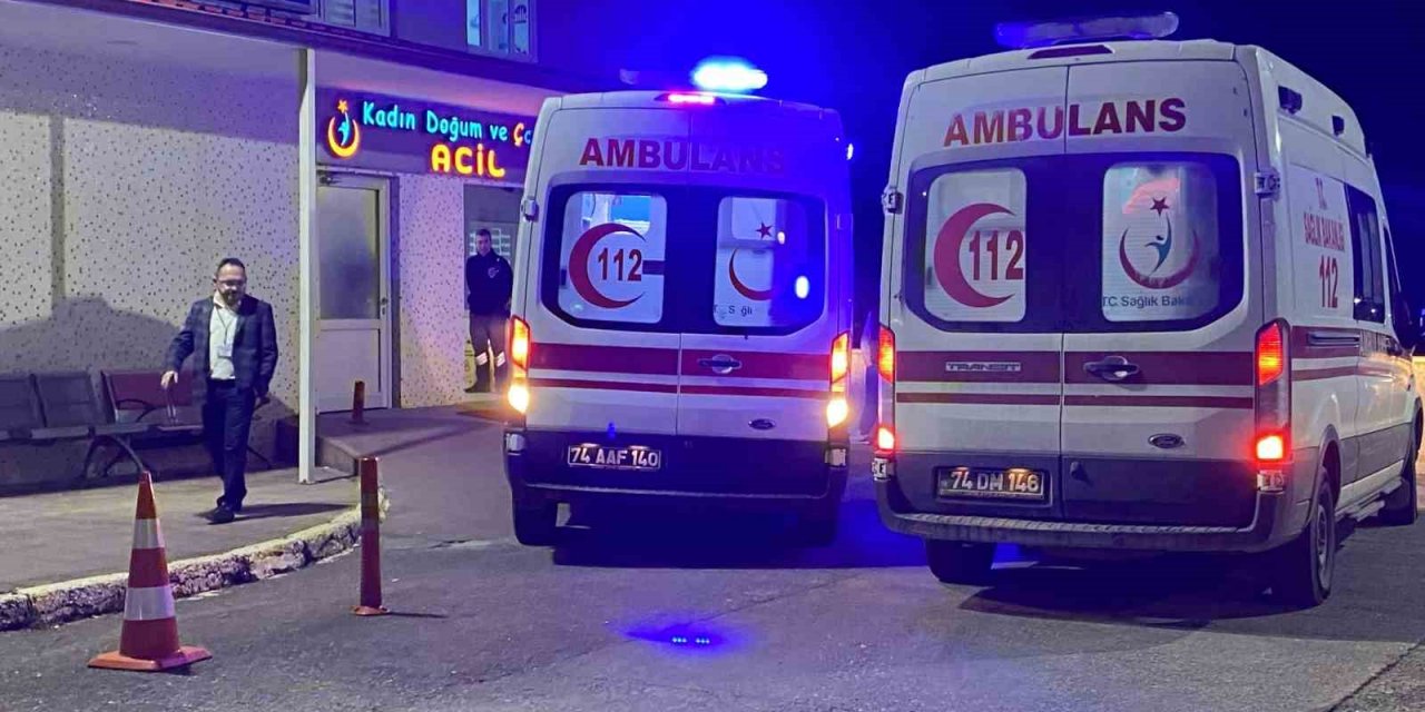 Kız yurdunda zehirlenme şüphesi! 21 öğrenci hastaneye kaldırıldı