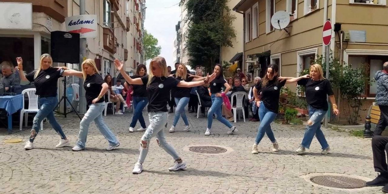 Girityalılar 100. yıl etkinliğinde Girit kültürünü tanıttı