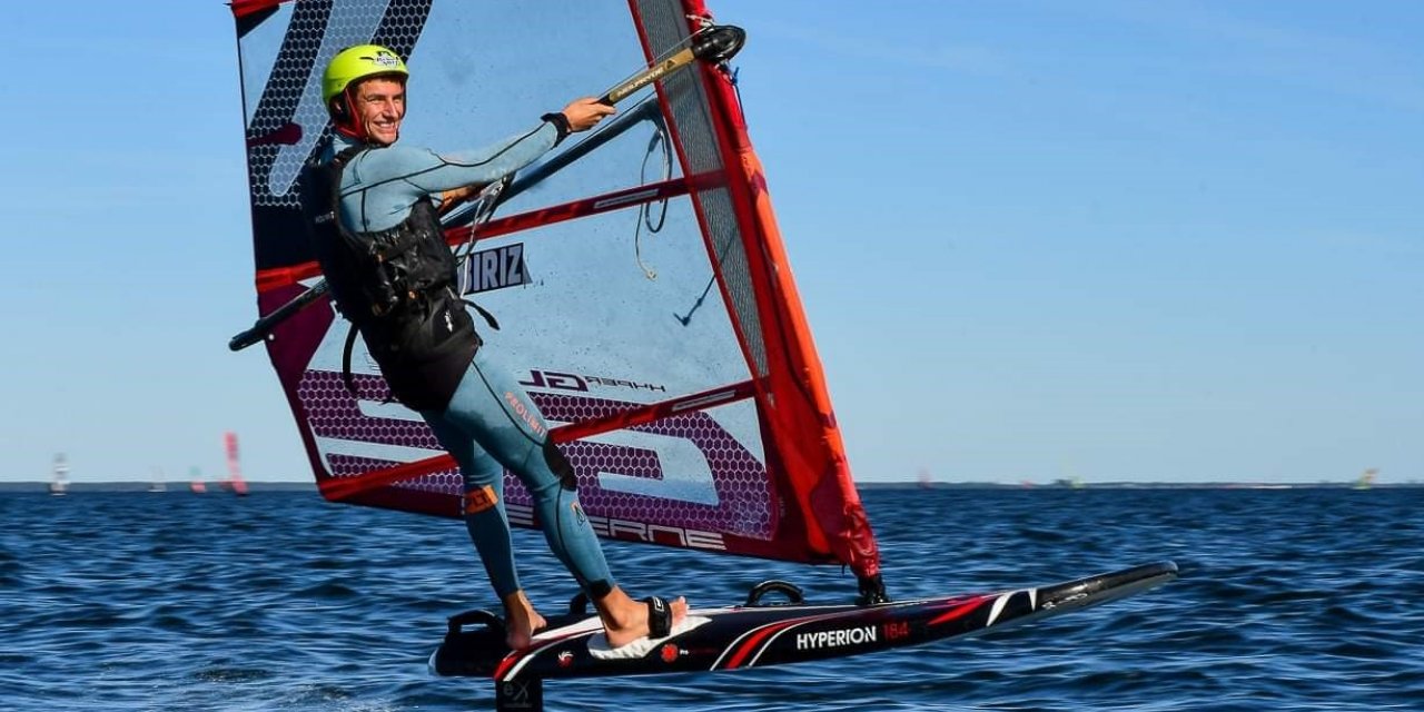 İzmir Ekonomili Cavit’e Fransa’dan madalya