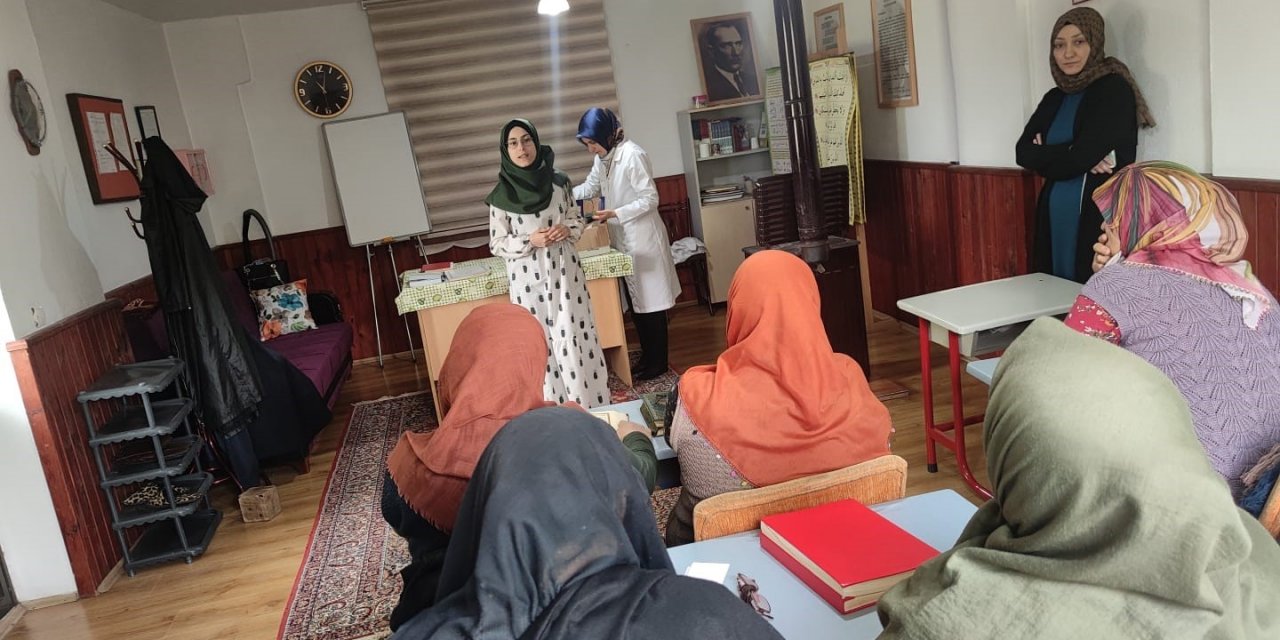 Kuran kursu öğrencilerine kanser taraması yapıldı