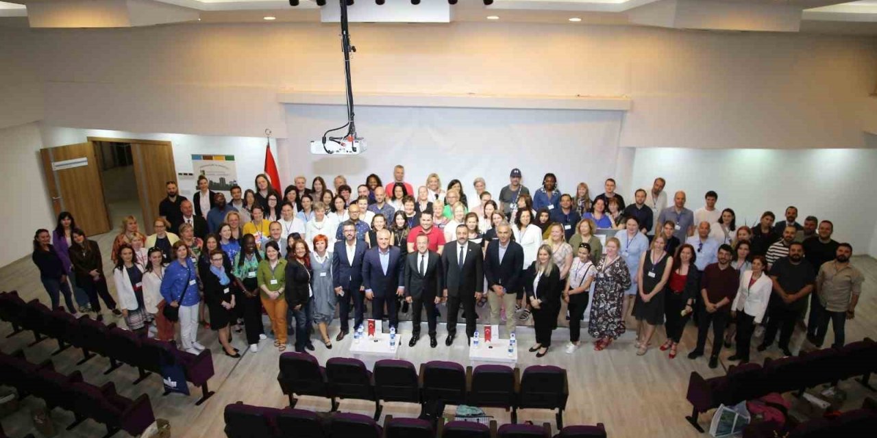 Erasmus+ öğrencilerin ufkunu genişletiyor