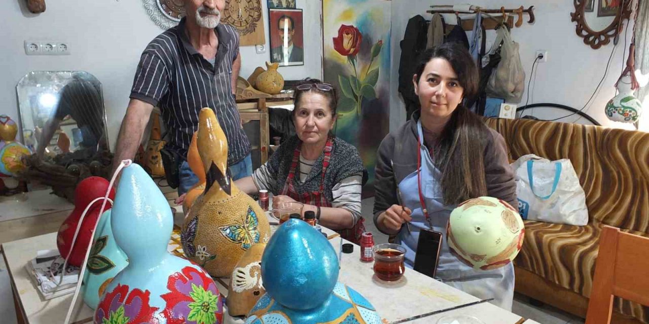 Balıkesirli tekniker önce öğrendi, şimdide ücretsiz kurs veriyor