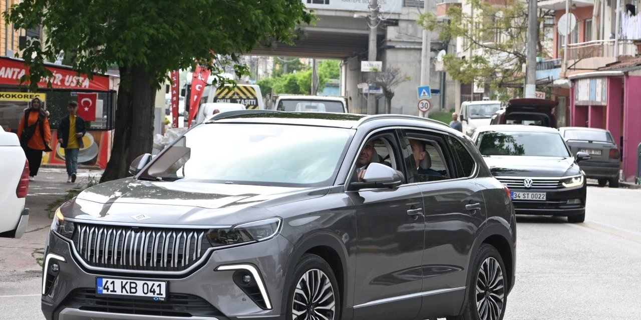 Kartepe sokaklarında Togg rüzgarı