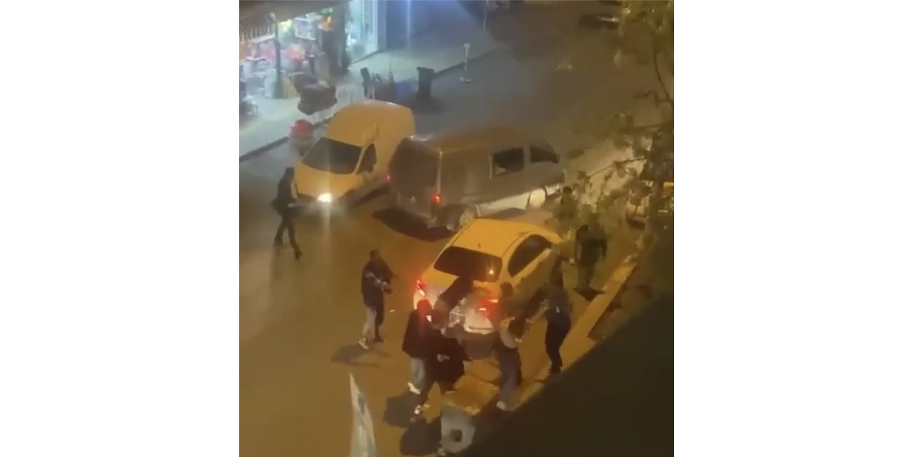 Bursa’da ‘yol verme’ kavgası, ringleri aratmadı