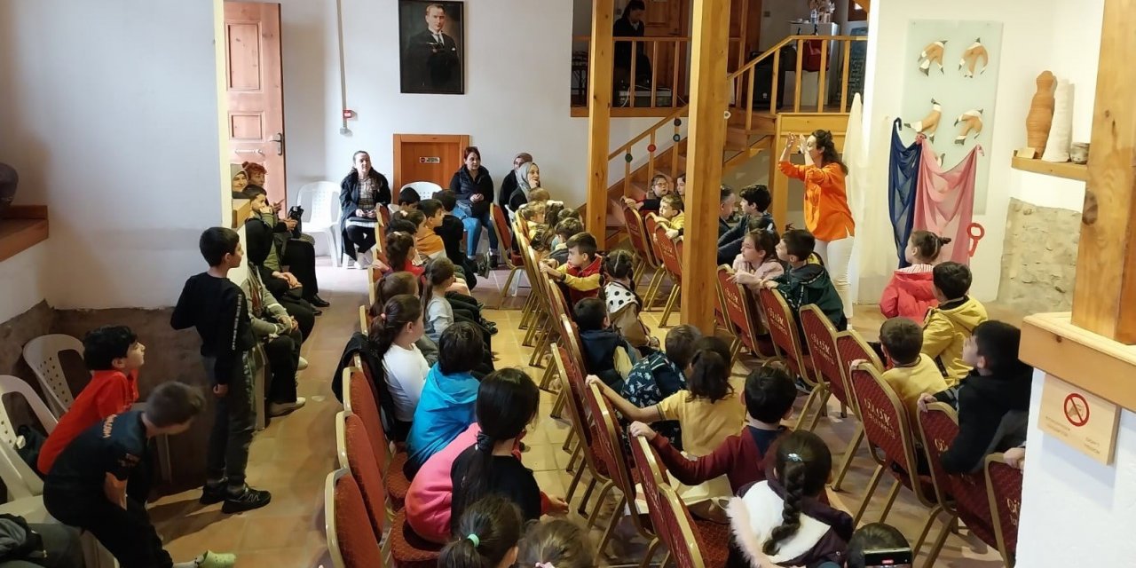 Öğrenciler Yalı Evleri’nde eğlenceli gün geçirdi