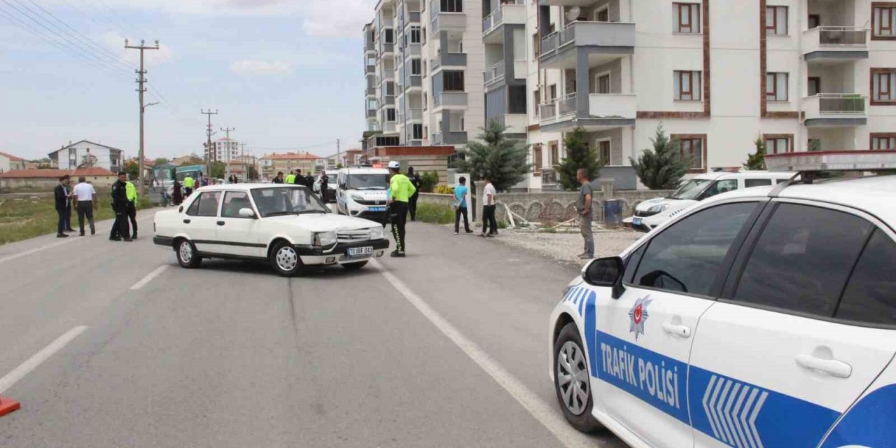 Karaman’da otomobilin çarptığı 7 yaşındaki çocuk yaralandı