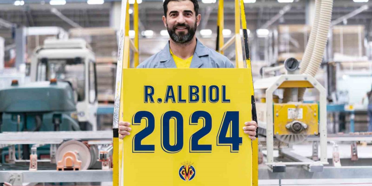 Villarreal, Raul Albiol’un sözleşmesini 1 yıl uzattı