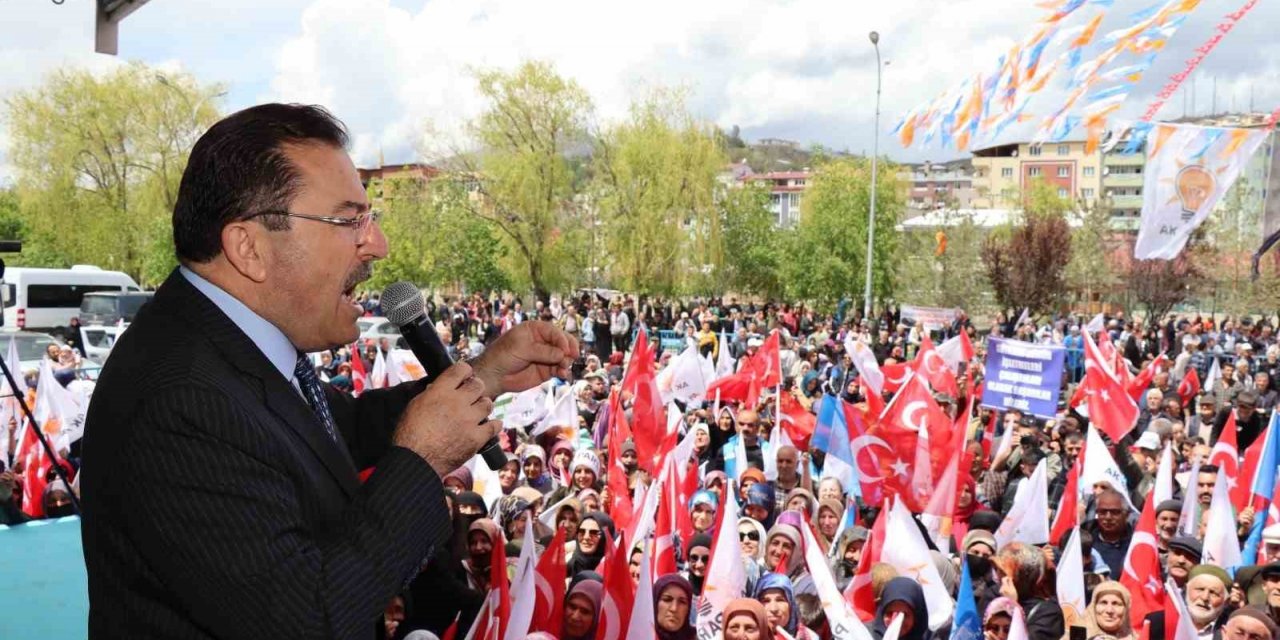 Ak Parti’den Oltu’da coşkulu miting