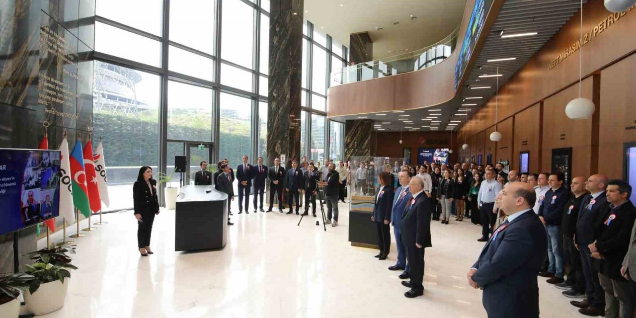 Azerbaycan Ulusal Lideri Haydar Aliyev, doğumunun 100’üncü yılında SOCAR Türkiye’de törenlerle anıldı