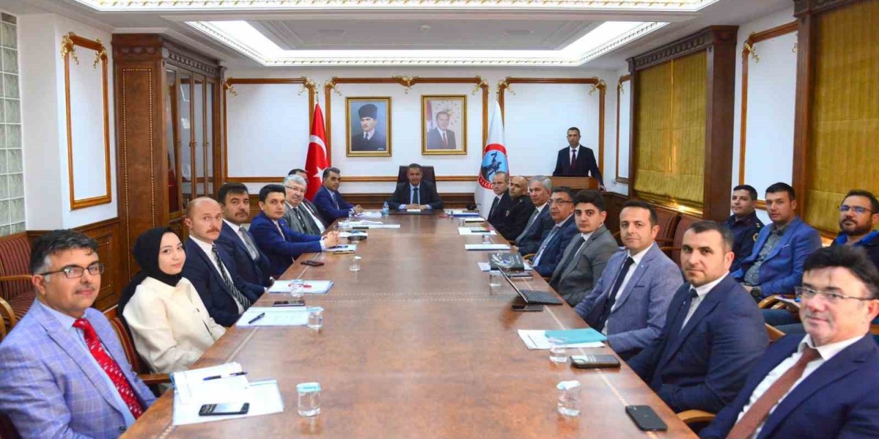 Kırşehir’de seçim güvenliği toplantısı yapıldı