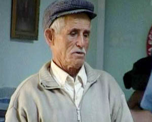 Ava giderken kardeşini avladı!