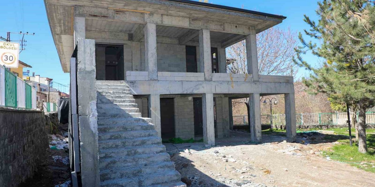 Talas’ın çok yönlü sosyal tesis atağı devam ediyor