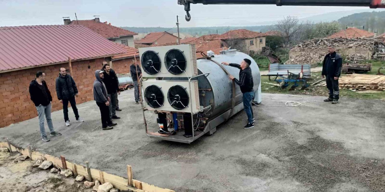 Kütahya Yaylababa köyüne 5 ton kapasiteli süt soğutma tankı