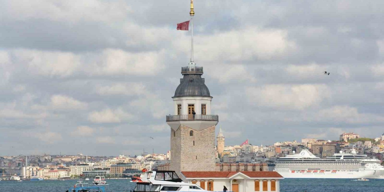 Kız Kulesi Sultan II. Mahmut dönemindeki orijinal haline kavuştu